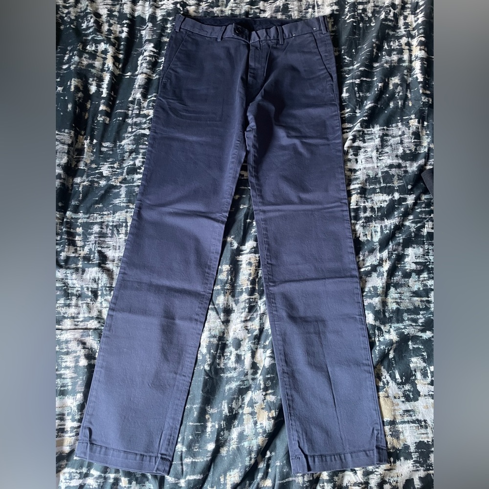 NWOT Men’s UNIQLO Chino Navy Blue 33W 34L